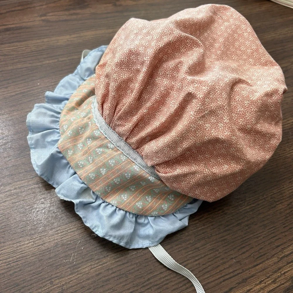 Vintage‎ 70s Toddler Prairie Bonnet Child Peach Calico Ruffle Brim Cottagecore